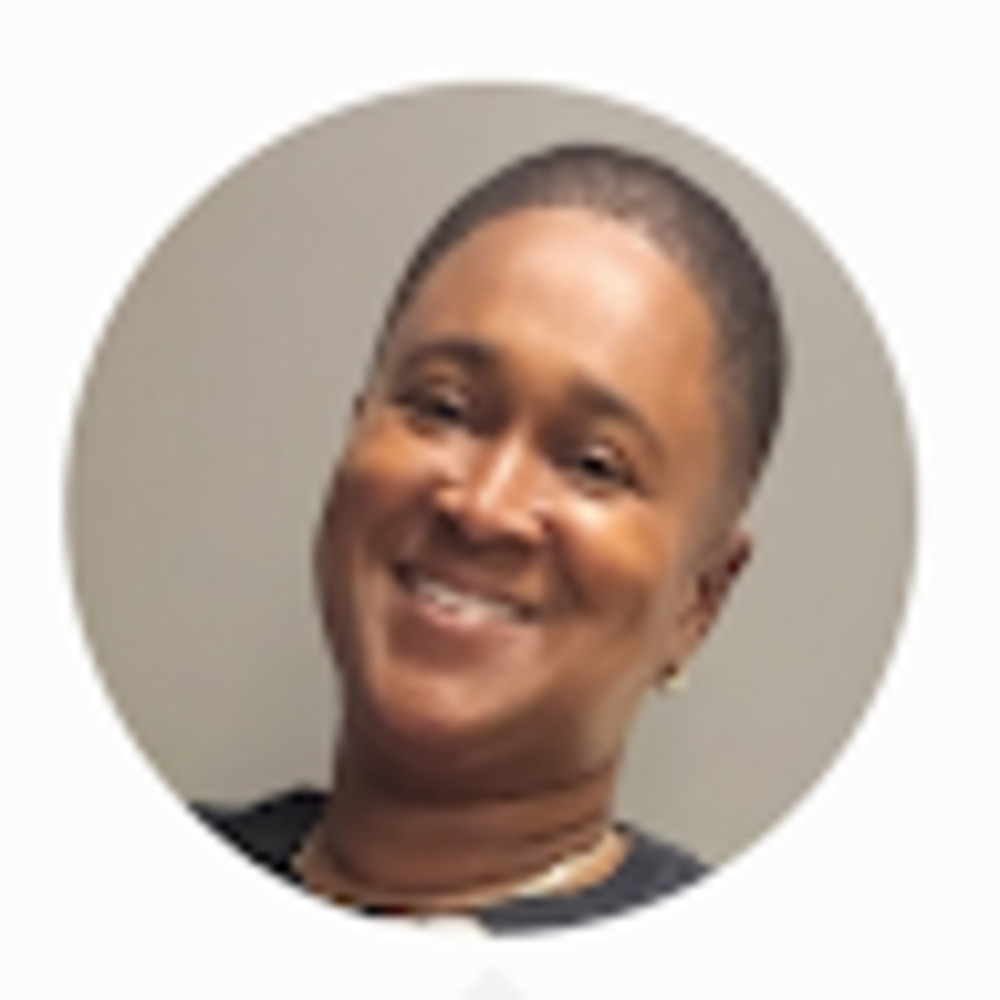 Meet your Posher, Dionne